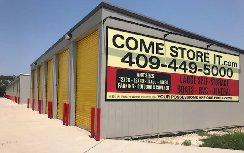 Big Boat and RV Storage at 210 Gulf Fwy, Texas City, TX