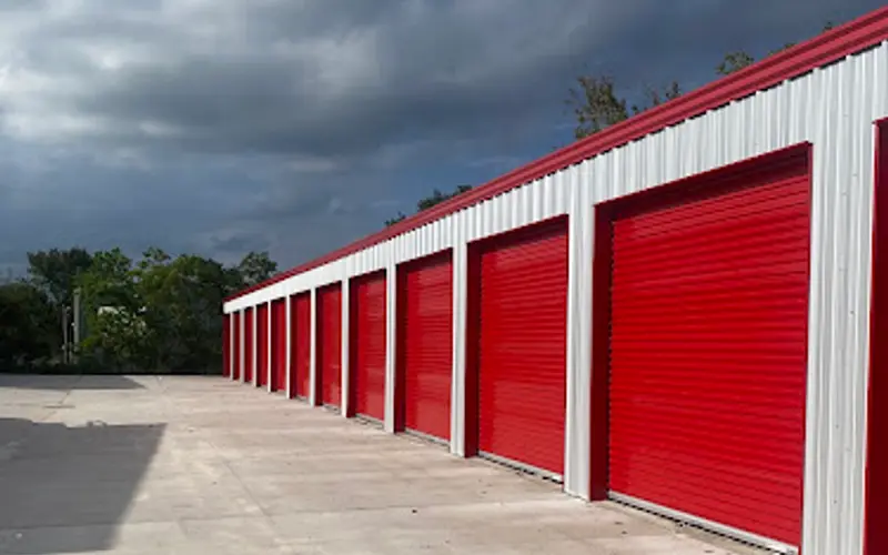 Bus Barn Storage at 17823 County Rd 127, Pearland, TX