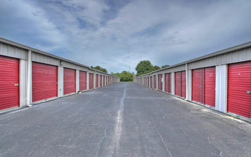 Central Park Self Storage at 6135 S Orange Blossom Trl, Orlando, FL
