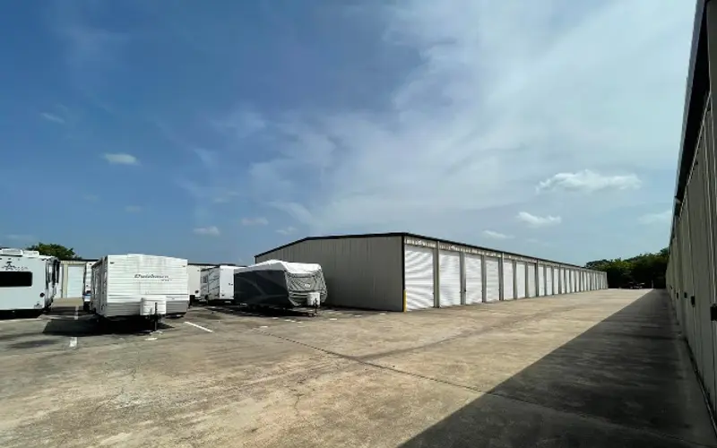 Friendswood Boat & RV Storage, LLC at 18319 County Rd 132, Pearland, TX
