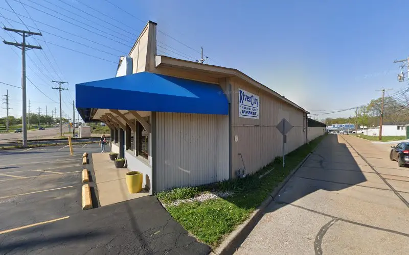 Kirkwood Road Storage at 833 S Kirkwood Rd, Kirkwood, MO