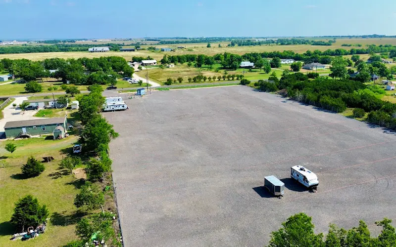 Longhorn Storage Services - Georgetown at 320 Green Acres, Georgetown, TX