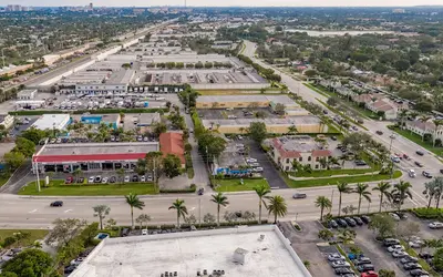 Mizner Storall of Boca Raton at 120 NW Spanish River Blvd, Boca Raton, FL
