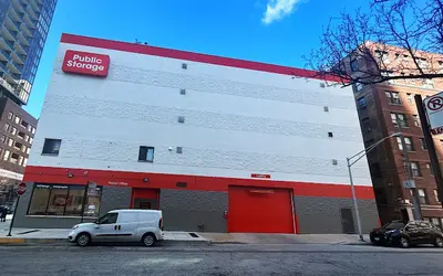 Public Storage at 1129 N Wells St, Chicago, IL