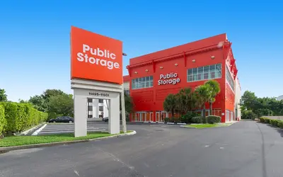 Public Storage at 11501 Biscayne Blvd, Miami, FL
