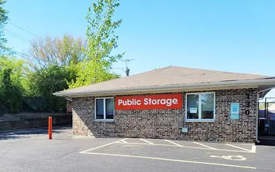 Public Storage at 130 Hillcrest Blvd, Schaumburg, IL
