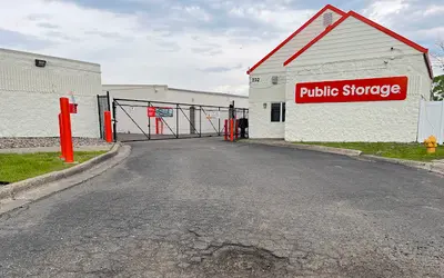 Public Storage at 13011 Hwy 55, Plymouth, MN