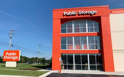 Public Storage at 1404 E Big Beaver Rd, Troy, MI