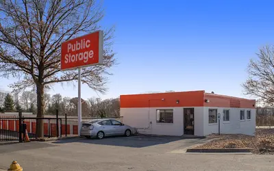 Public Storage at 14123 Jefferson Davis Hwy, Woodbridge, VA
