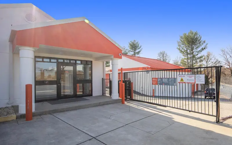 Public Storage at 14215 Minnieville Rd, Dale City, VA