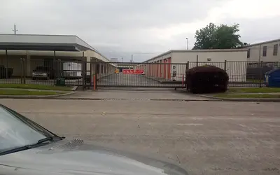 Public Storage at 15340 Kuykendahl Rd, Houston, TX