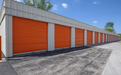 Public Storage at 16161 George Brennan Hwy, Tinley Park, IL