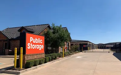 Public Storage at 18200 N May Ave, Edmond, OK