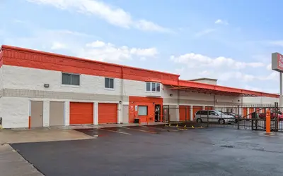 Public Storage at 1916 N Elston Ave, Chicago, IL