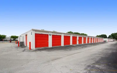 Public Storage at 2250 Blount Rd, Pompano Beach, FL