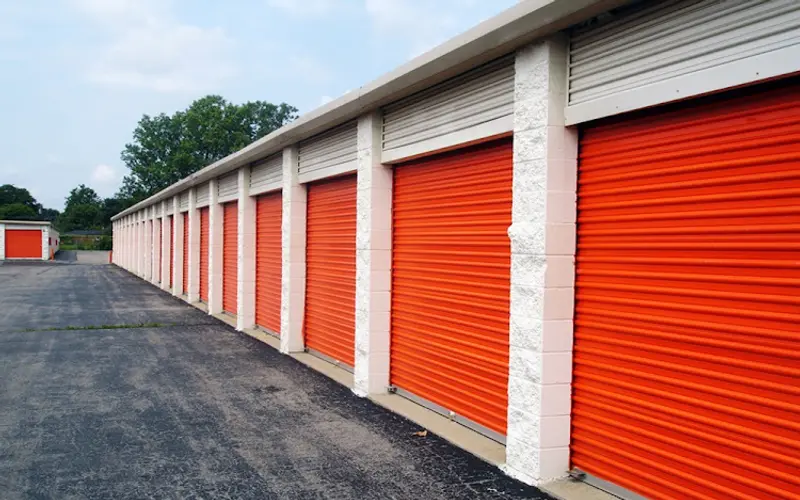 Public Storage at 24305 Mound Rd, Warren, MI