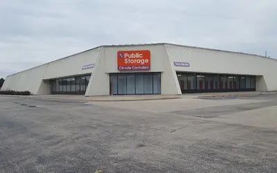 Public Storage at 2433 S Washington St, Naperville, IL