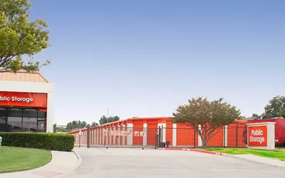 Public Storage at 2550 E Trinity Mls Rd, Carrollton, TX