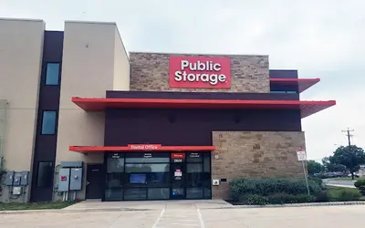 Public Storage at 2606 Thousand Oaks Dr, San Antonio, TX