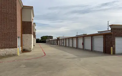 Public Storage at 264 N State Hwy 360, Mansfield, TX