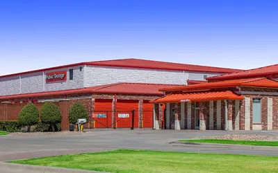 Public Storage at 2640 Kelly Blvd, Carrollton, TX