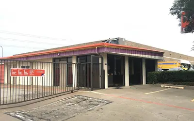 Public Storage at 2715 Realty Rd, Carrollton, TX