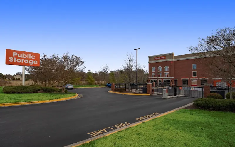 Public Storage at 2729 Solomons Island Rd, Edgewater, MD