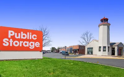 Public Storage at 2818 Merrilee Dr, Fairfax, VA