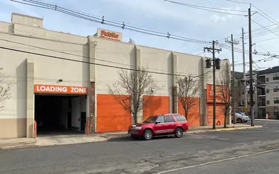 Public Storage at 3 Curie Ave, Wallington, NJ