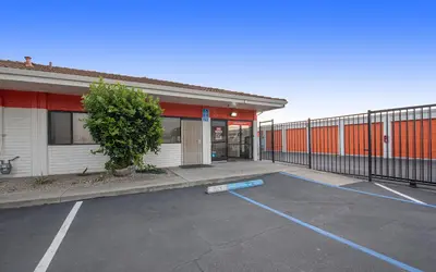 Public Storage at 3470 Boulder St, Pleasanton, CA