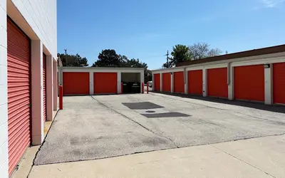 Public Storage at 3501 W Touhy Ave, Lincolnwood, IL