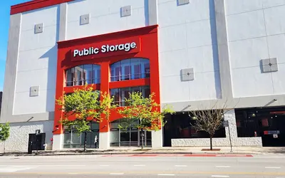 Public Storage at 362 W Chicago Ave, Chicago, IL