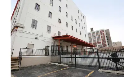Public Storage at 3659 S Ashland Ave, Chicago, IL
