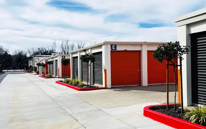 Public Storage at 3716 Stanley Blvd, Pleasanton, CA