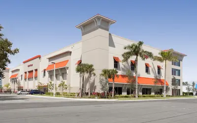 Public Storage at 39 SE 1st St, Deerfield Beach, FL