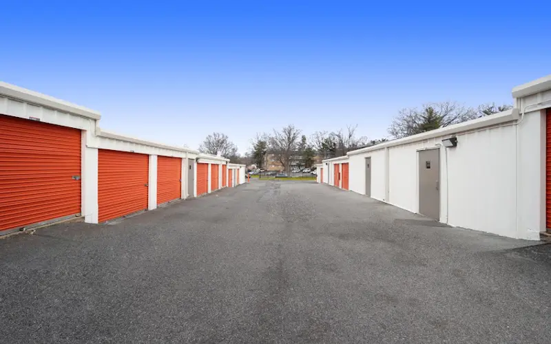 Public Storage at 4414 Suitland Rd, Hillcrest Heights, MD