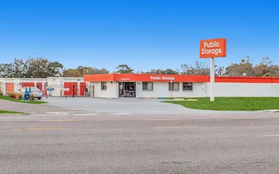 Public Storage at 4500 34th St N, St. Petersburg, FL