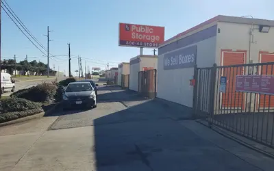 Public Storage at 4925 S Cockrell Hill Rd, Dallas, TX