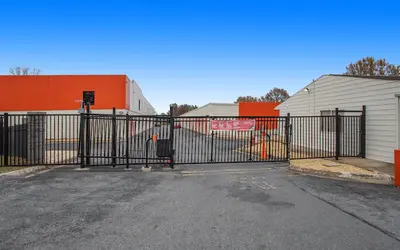 Public Storage at 501 E Diamond Ave, Gaithersburg, MD