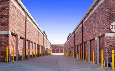 Public Storage at 5125 Lake Ridge Pkwy, Grand Prairie, TX