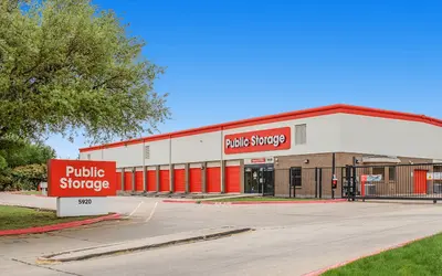 Public Storage at 5920 W Plano Pkwy, Plano, TX