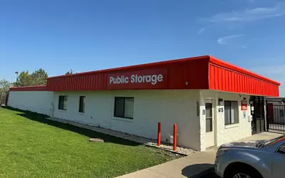 Public Storage at 615 E Boughton Rd, Bolingbrook, IL