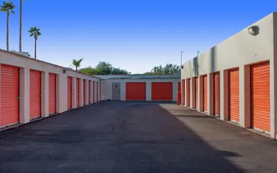Public Storage at 700 W Warner Rd, Tempe, AZ