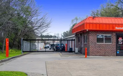 Public Storage at 7625 Staples Mill Rd, Richmond, VA