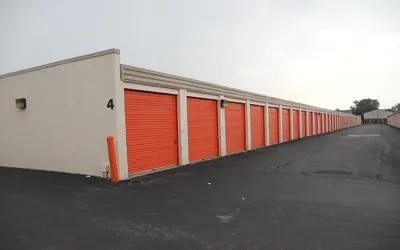 Public Storage at 9300 Pelham Rd, Taylor, MI