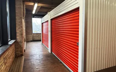 Public Storage at 947 W Van Buren St, Chicago, IL