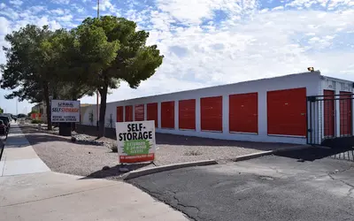 U-Haul Storage of Downtown Mesa at 125 W Hampton Ave, Mesa, AZ